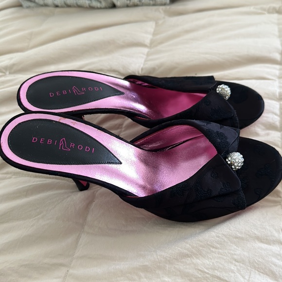 Debi Rodi black satin mules.. heel height is 3 inches - Picture 2 of 4